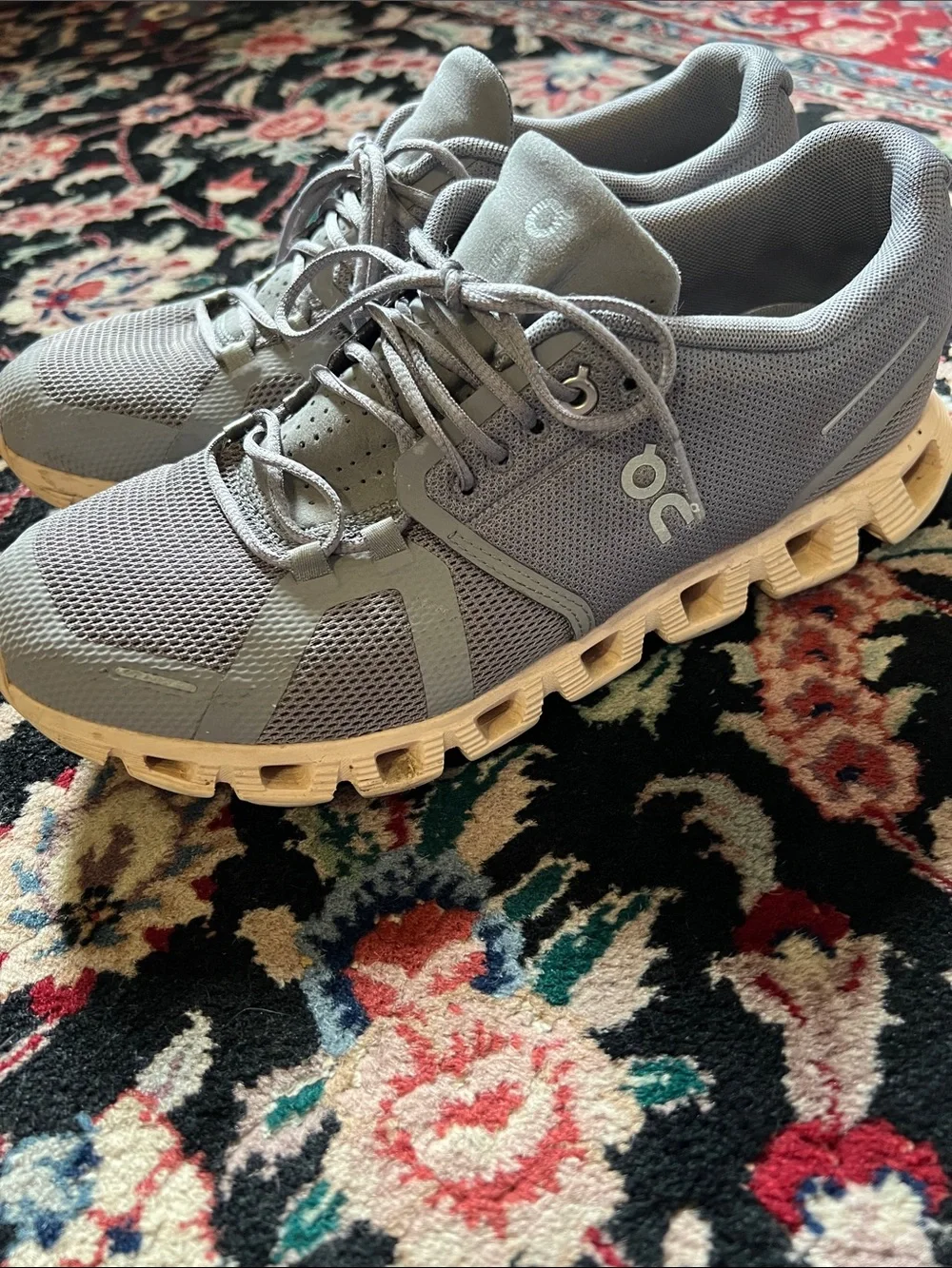 On Running Women’s Athletic Shoes in Light Gray with Tan Sole